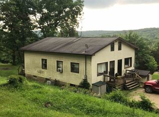 193 Kozy Fireplace Rd, Mitchell, IN 47446