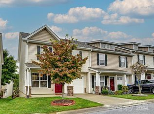 42 Amersham Ln, Fletcher, NC 28732