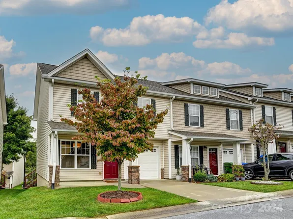 42 Amersham Ln, Fletcher, NC 28732