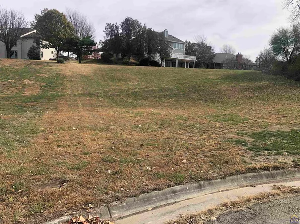 0 SW Fieldcrest Ct, Topeka, KS 66610