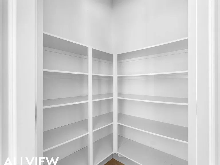 56 Quentin — Photo 18