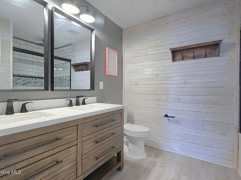 1421 Dooley Ln — Photo 30