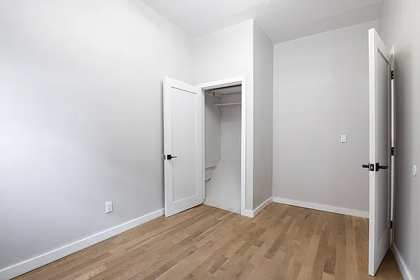 Rented by Five Stone NYC LLC | media 6