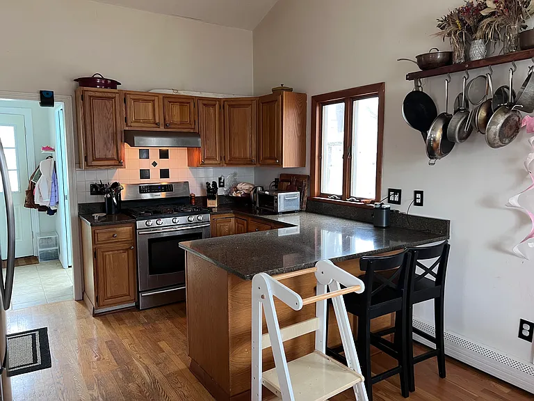 10 Juniper St — Photo 14