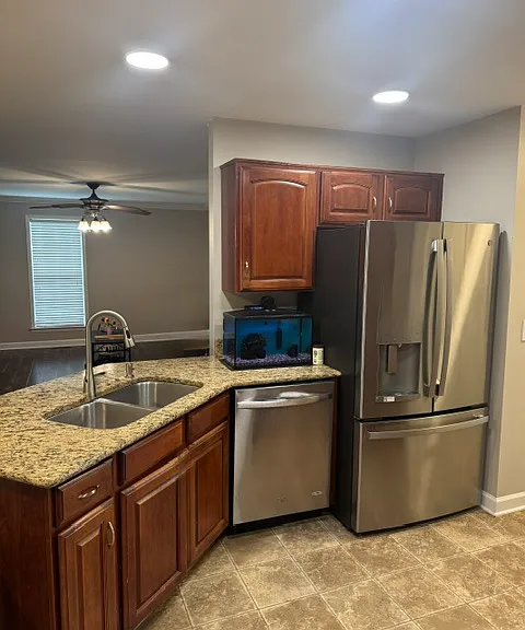 405 Tranquill Ln — Photo 15