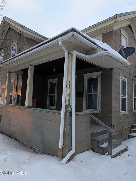 4th image of 92 Reid Street