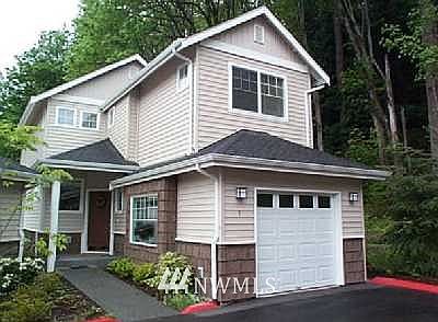 1st image of 205 Newport NW #E1