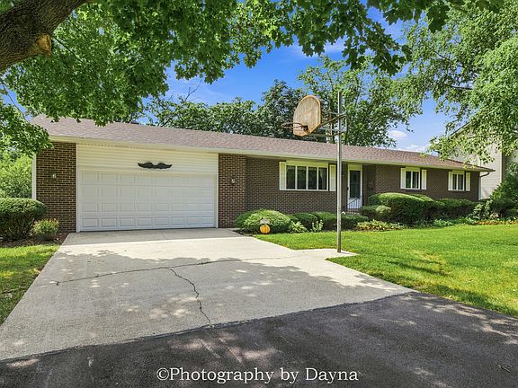 2nd image of 6070 Darline Dr