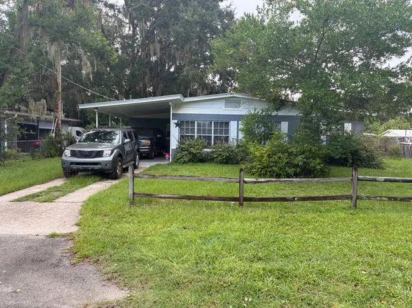 2015 Westover Dr, Palatka, FL 32177