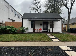 1033 Adele St, Houston, TX 77009