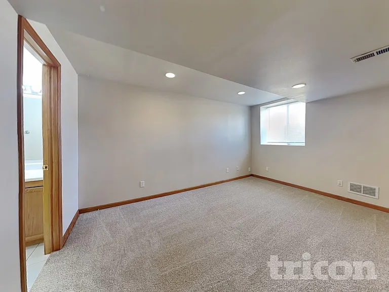 5525 E 130th Dr — Photo 16