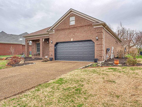 5th image of 2064 Long Cove Cir