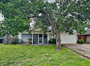 1838 Crooks Ct, Grand Prairie, TX 75051