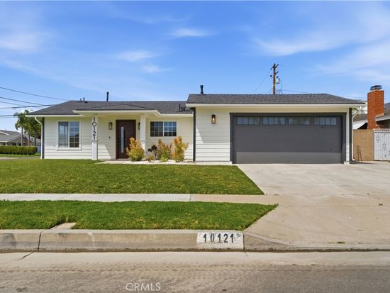 10121 Kukui Dr, Huntington Beach, CA 92646