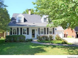 1838 Mound Rd, Jacksonville, IL 62650