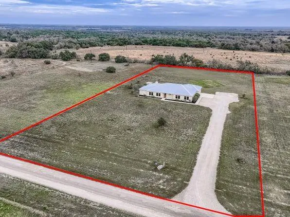 192 Freedom Dr, Georgetown, TX 78626