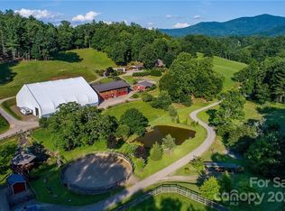 561 Piercy Rd, Green Mountain, NC 28740