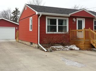 609 17th St S, Fargo, ND 58103