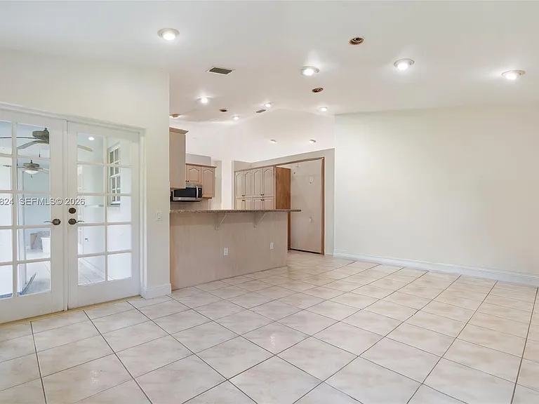 16035 SW 173rd Ave — Photo 28