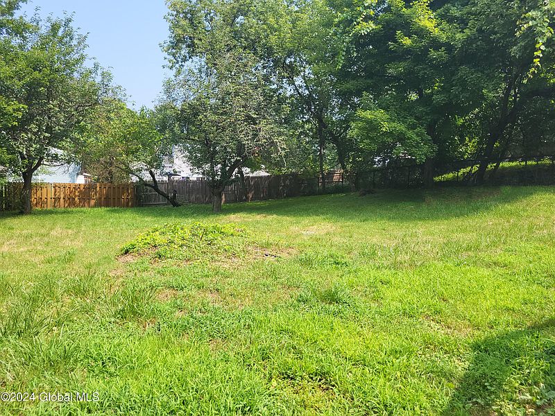 4th image of 1643 Van Hoesen Road