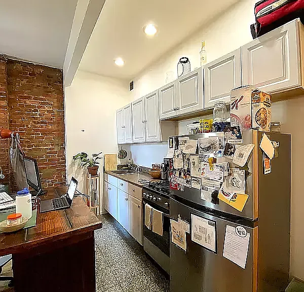 658 Carroll St #4B — Photo 2