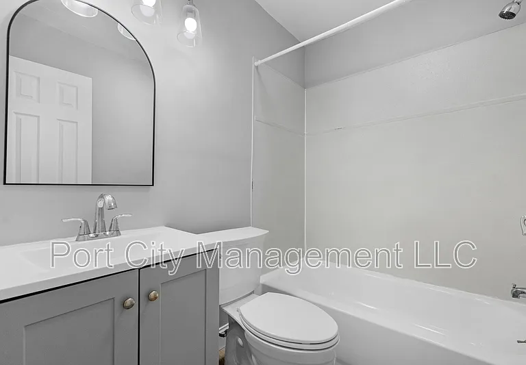 1416 N Milton Ave — Photo 21