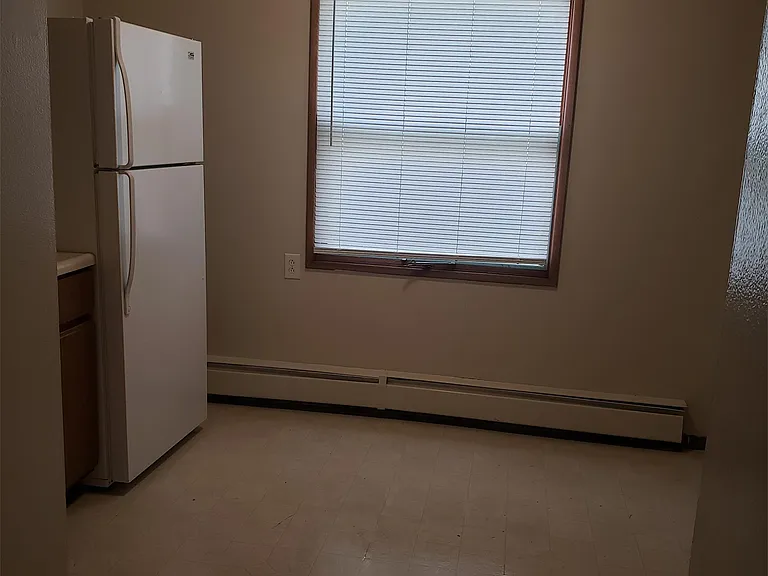 1313 1st Ave #1 — Photo 3