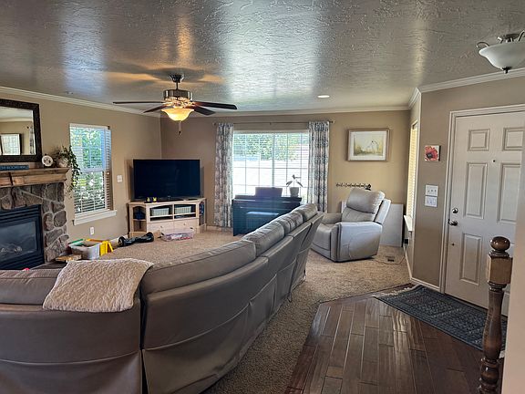 Main floor living room