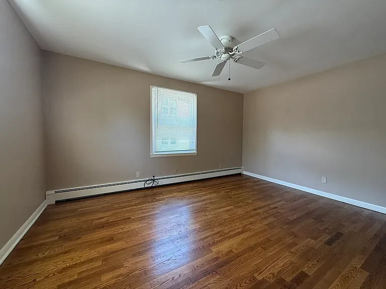 4 Aldrich Ave #1 — Photo 19