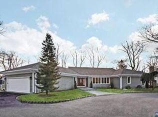 347 Rodney Rd, Wyckoff, NJ 07481