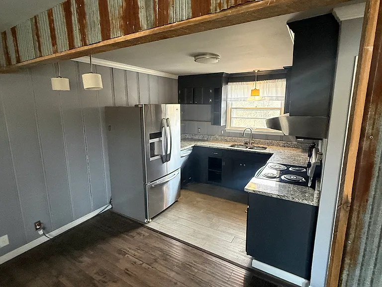 Dorr Dr — Photo 3