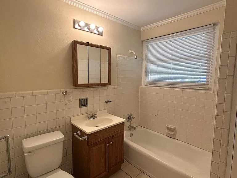825 Venita Dr — Photo 11