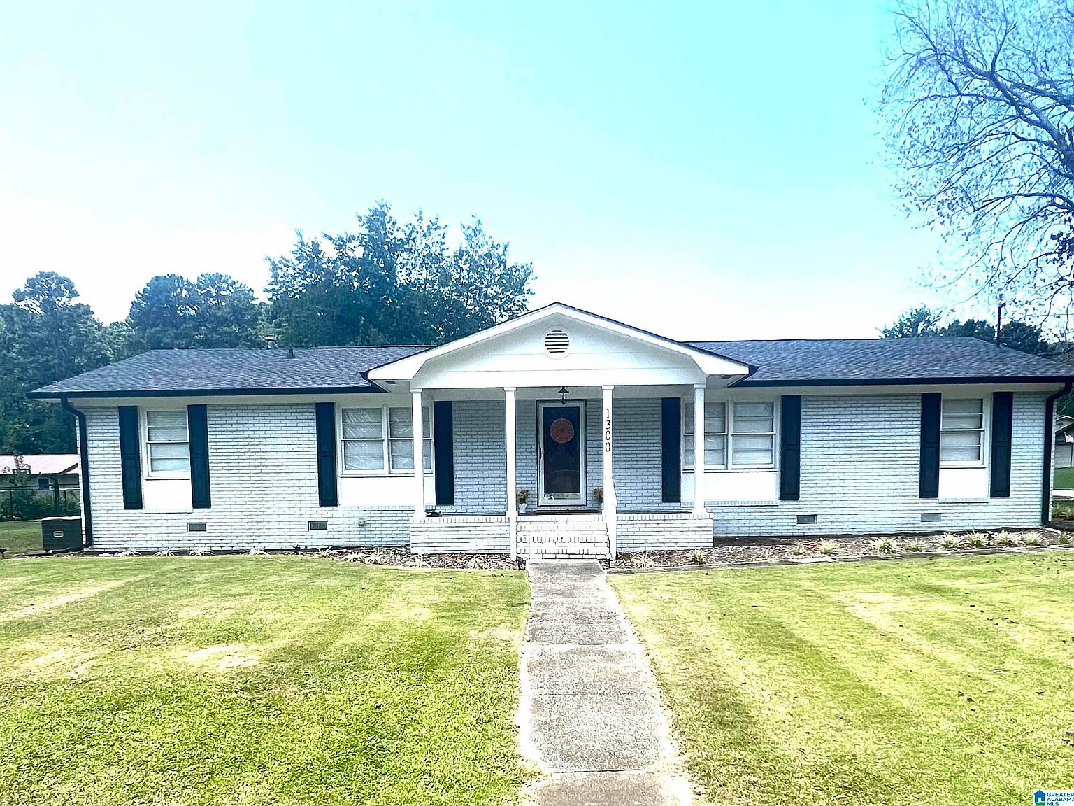 1300 Leslie Ln, Anniston, AL 36207 Zillow