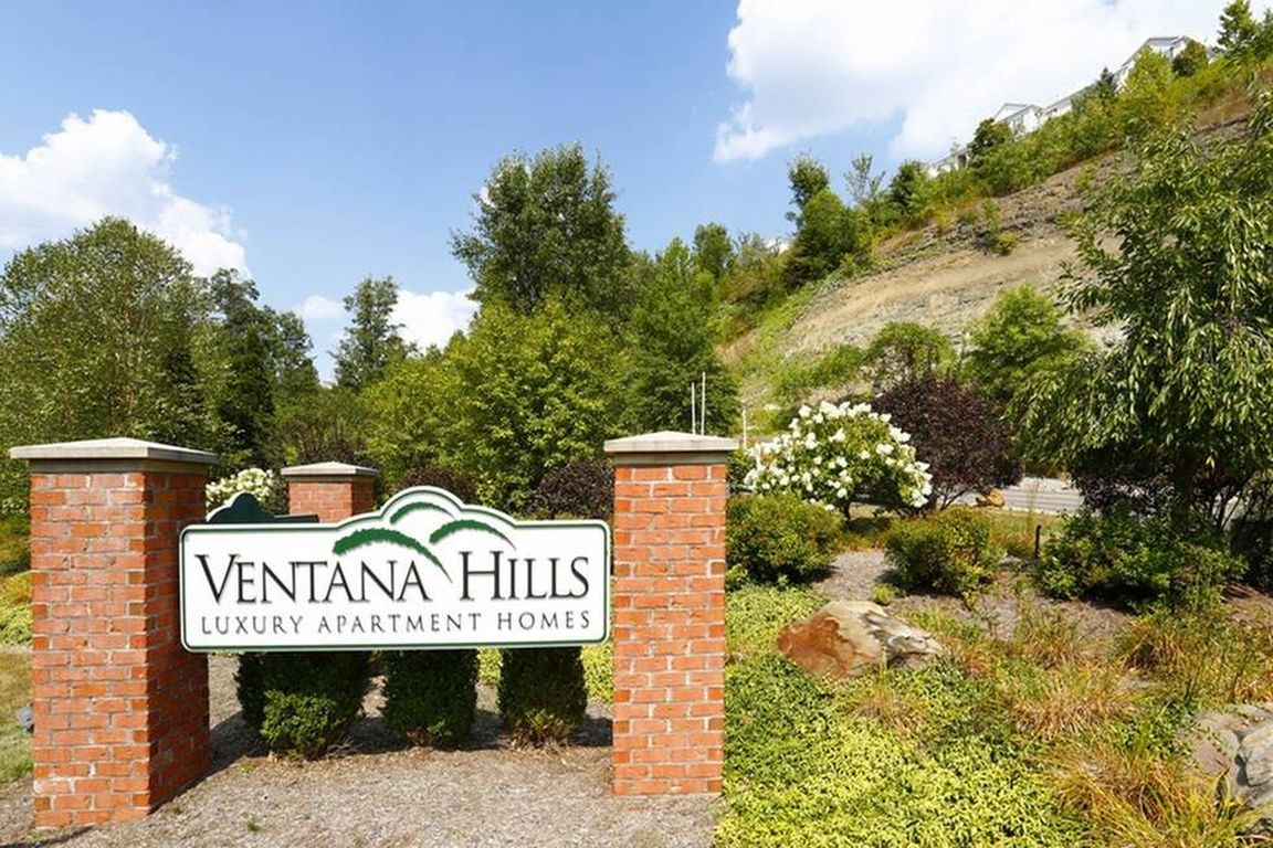 Ventana Hills Sign