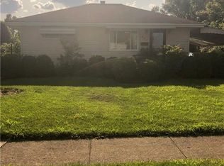 377 Travis Dr, Riverside, OH 45431