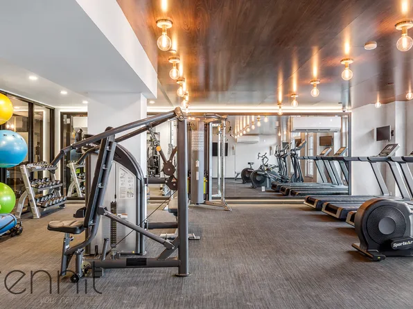 1430 Fulton Street image 10 of 24