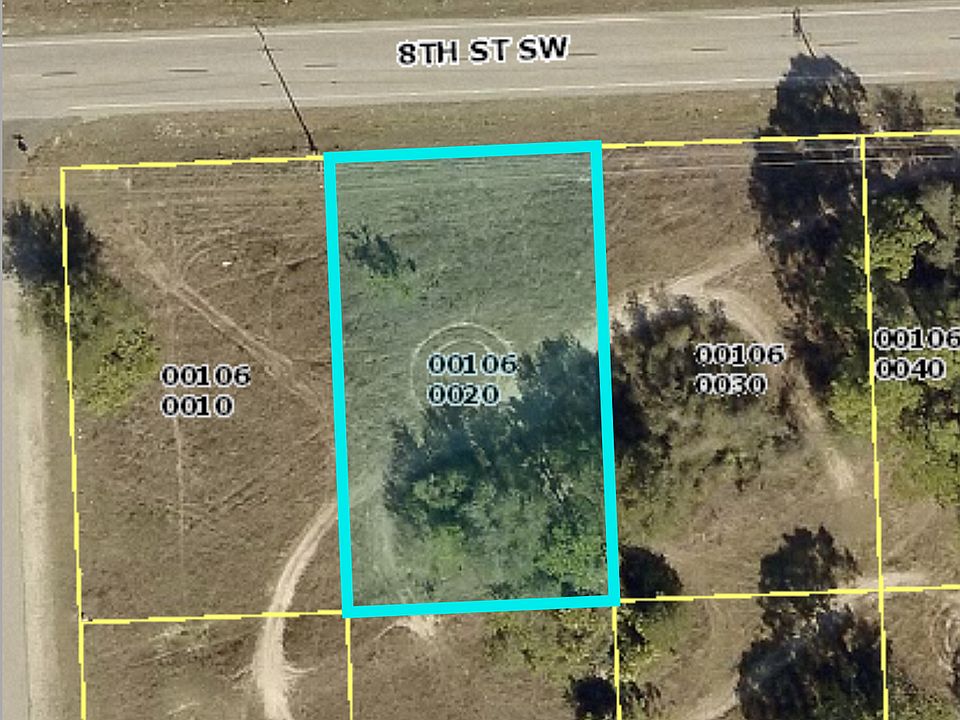 2nd image of 3715 8th St SW