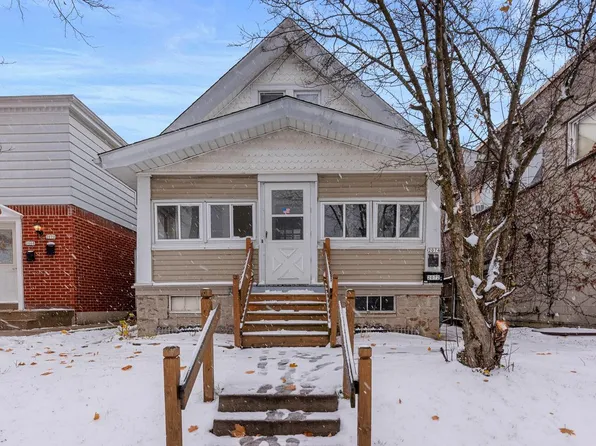 2072 South 78th STREET #2074, West Allis, WI 53219