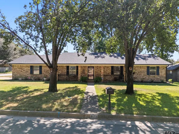 821 Pam Dr, Tyler, TX 75703