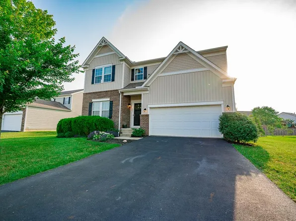 241 Victorian Dr, Commercial Point, OH 43116