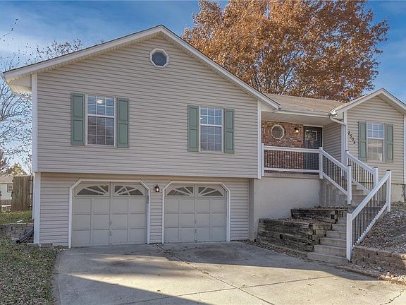3rd image of 2505 NE Remington Ct