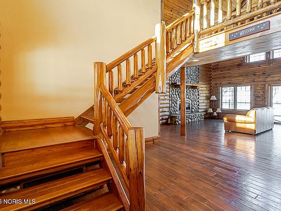 3rd image of 3088 County Road H
