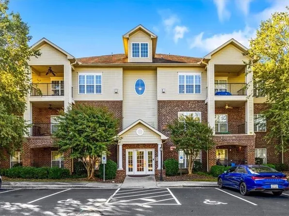 200 Lennox Dr APT 3A, Jamestown, NC 27282