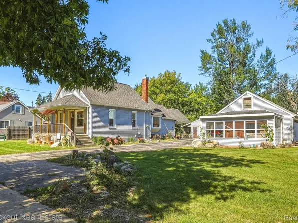 307 McGraw St, Bay City, MI 48708