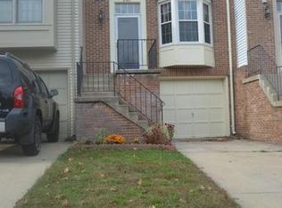 8485 Springfield Oaks Dr, Springfield, VA 22153