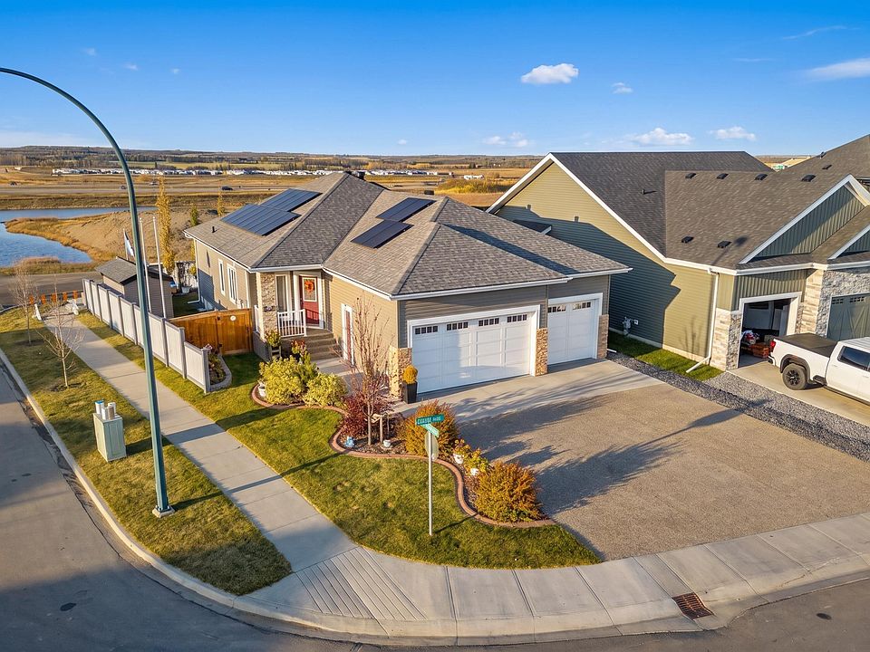 1st image of 45 Darby Cres
