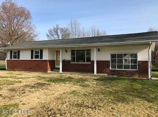 209 5th St N, Royalton, IL 62983