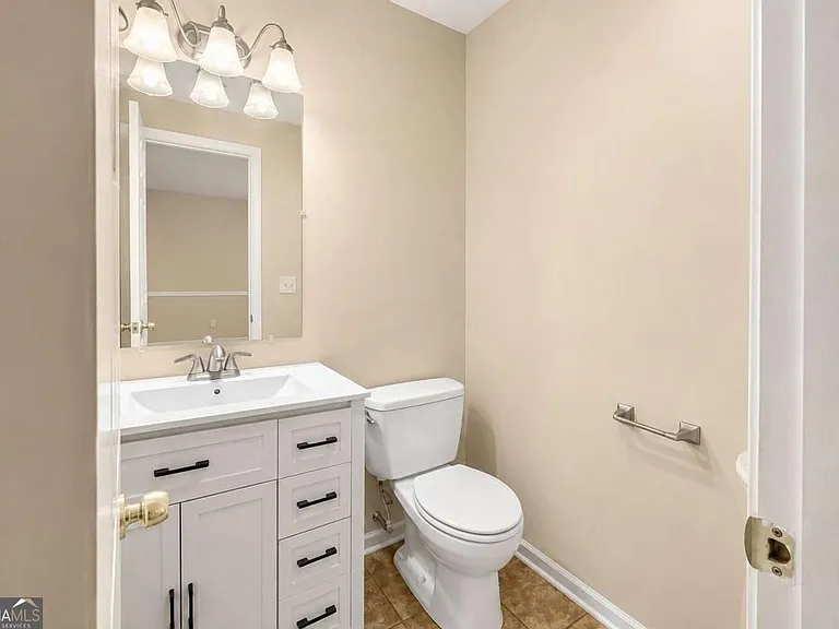 220 Winding Stream Trl — Photo 7