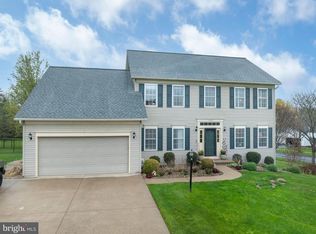 1455 N Foxpointe Dr, State College, PA 16803