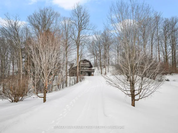 42 Mountainview Rd, Mulmur, ON L9V 3H5